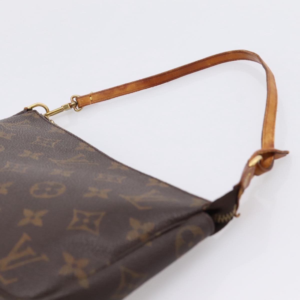 LOUIS VUITTON Monogram Pochette Accessoires Pouch M51980 LV Auth 206355