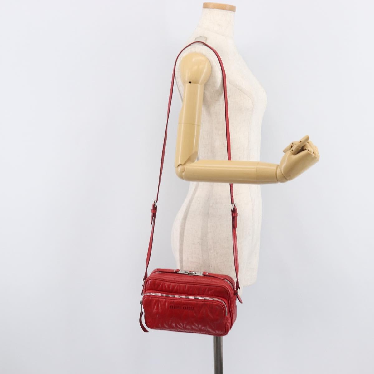 Miu Miu Matelasse Shoulder Bag Leather Red Silver Auth 206482M