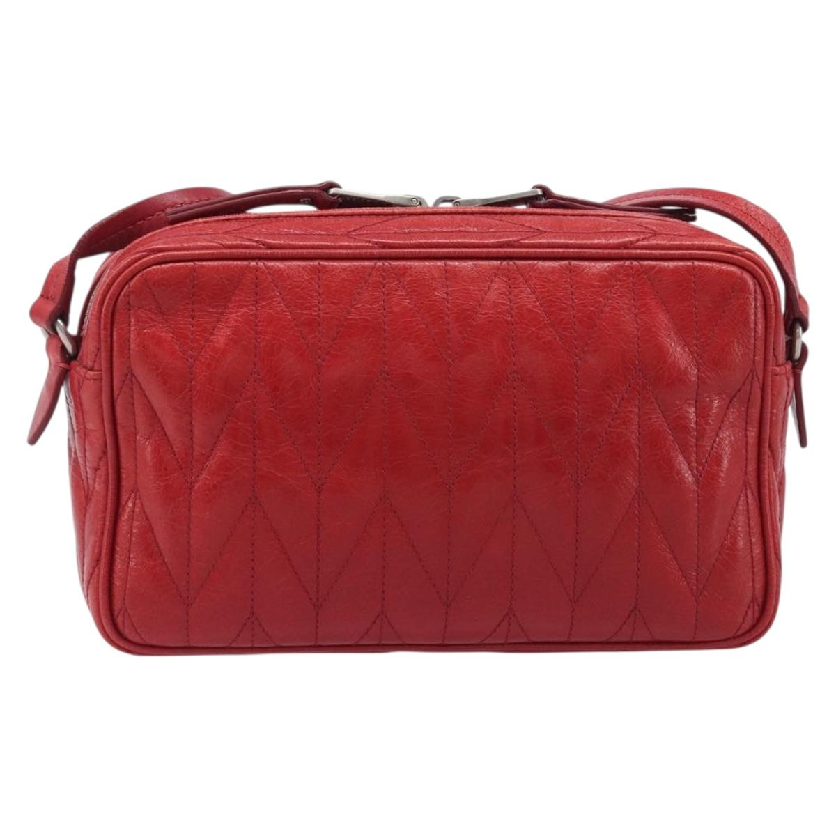 Miu Miu Matelasse Shoulder Bag Leather Red Silver Auth 206482M