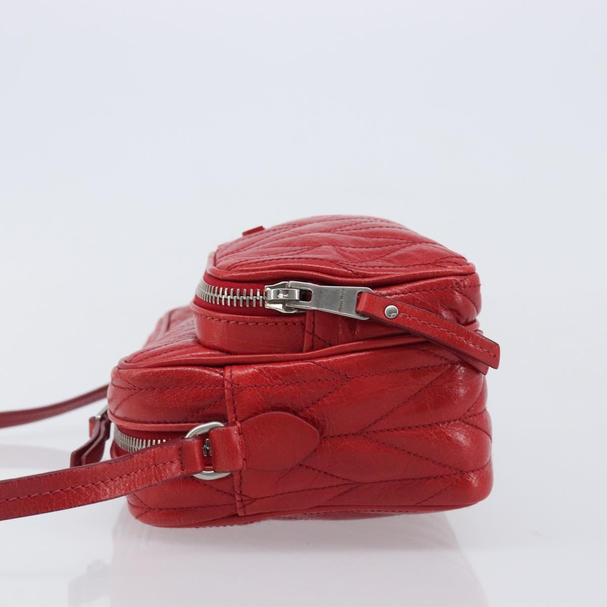 Miu Miu Matelasse Shoulder Bag Leather Red Silver Auth 206482M