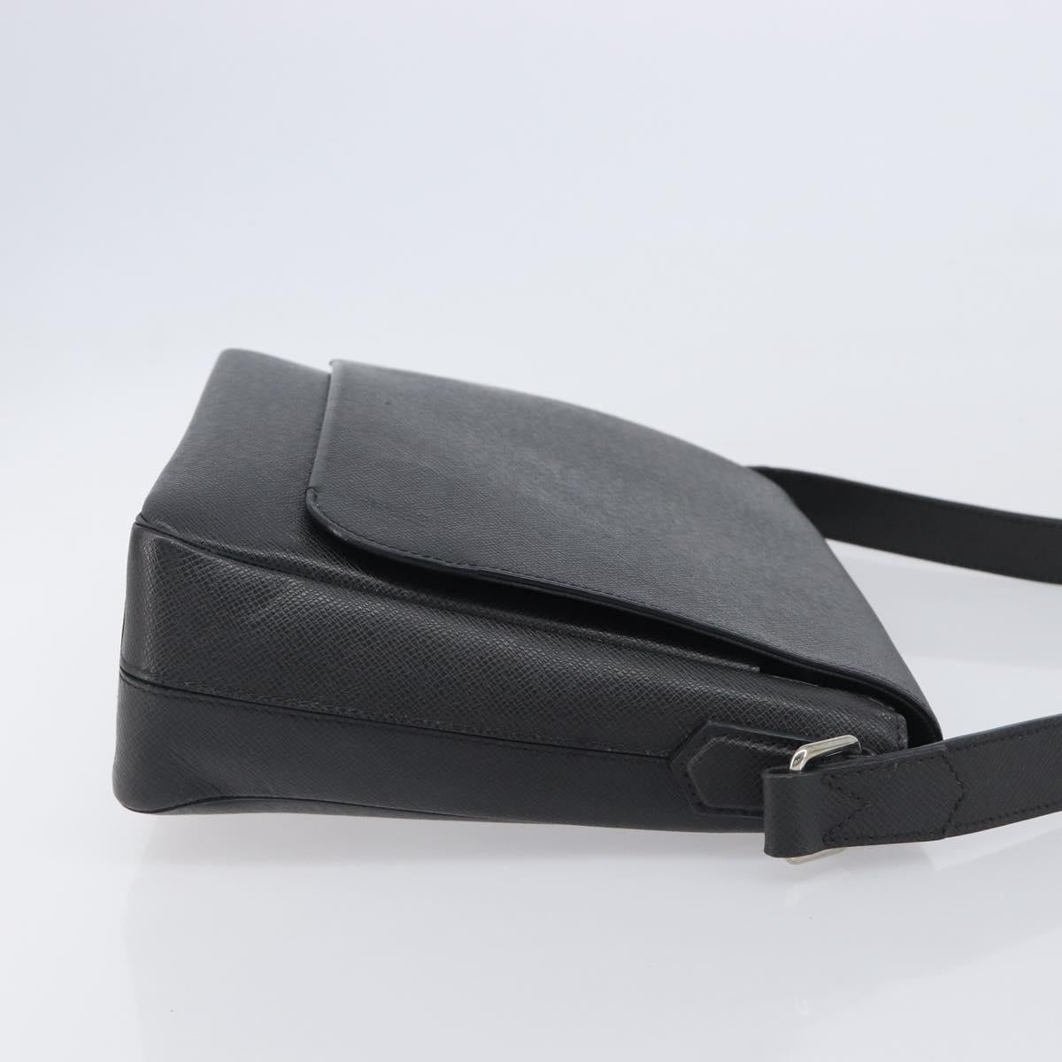 LOUIS VUITTON Taiga Roman MM Shoulder Bag Ardoise M32682 LV Auth 206484V