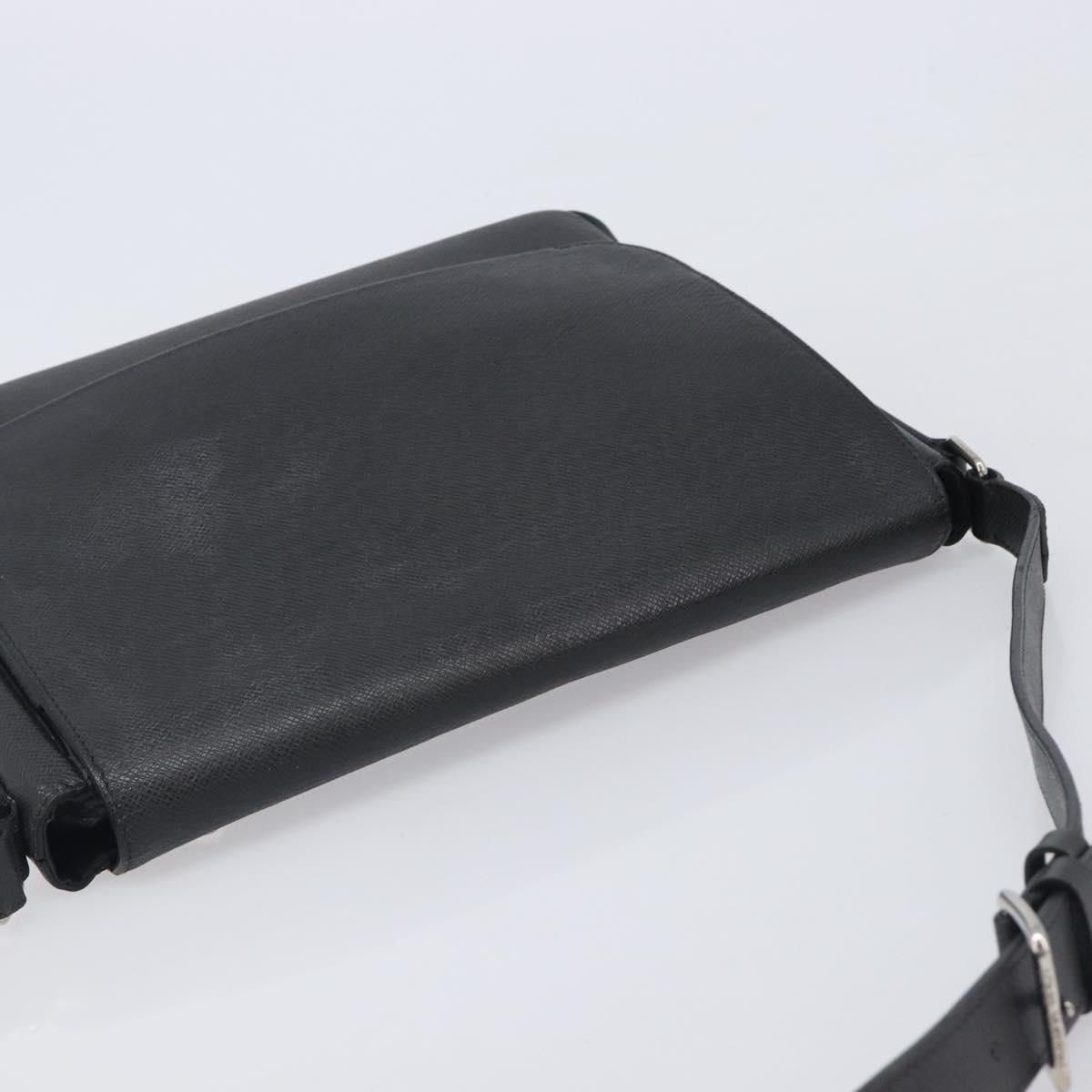 LOUIS VUITTON Taiga Roman MM Shoulder Bag Ardoise M32682 LV Auth 206484V