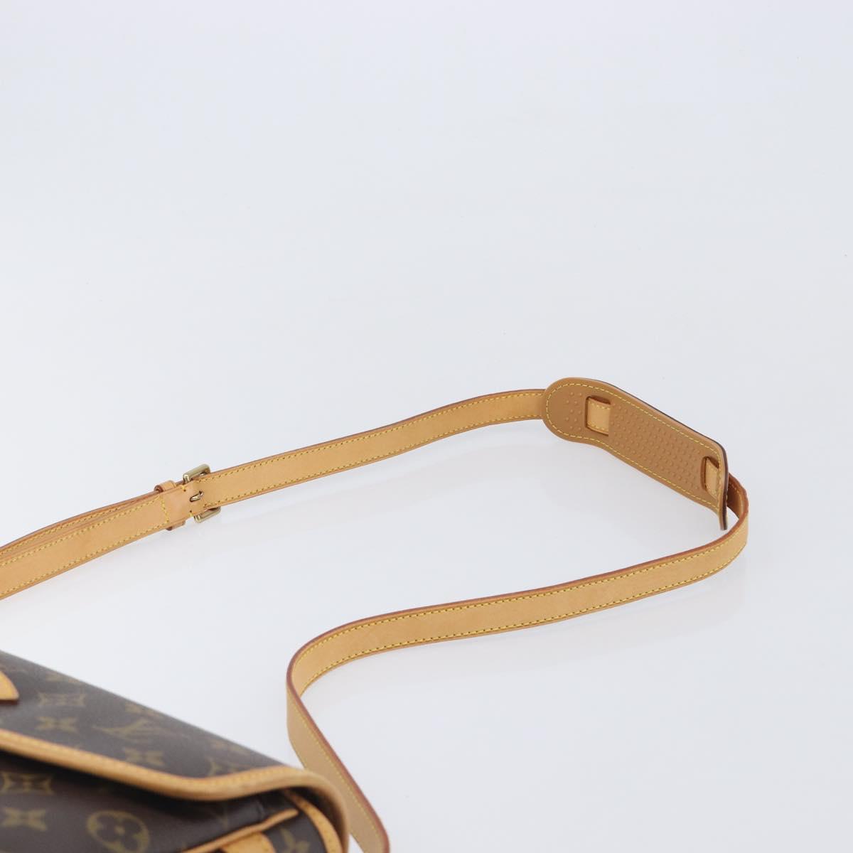 LOUIS VUITTON Monogram Sologne Shoulder Bag M42250 LV Auth 206552SAM