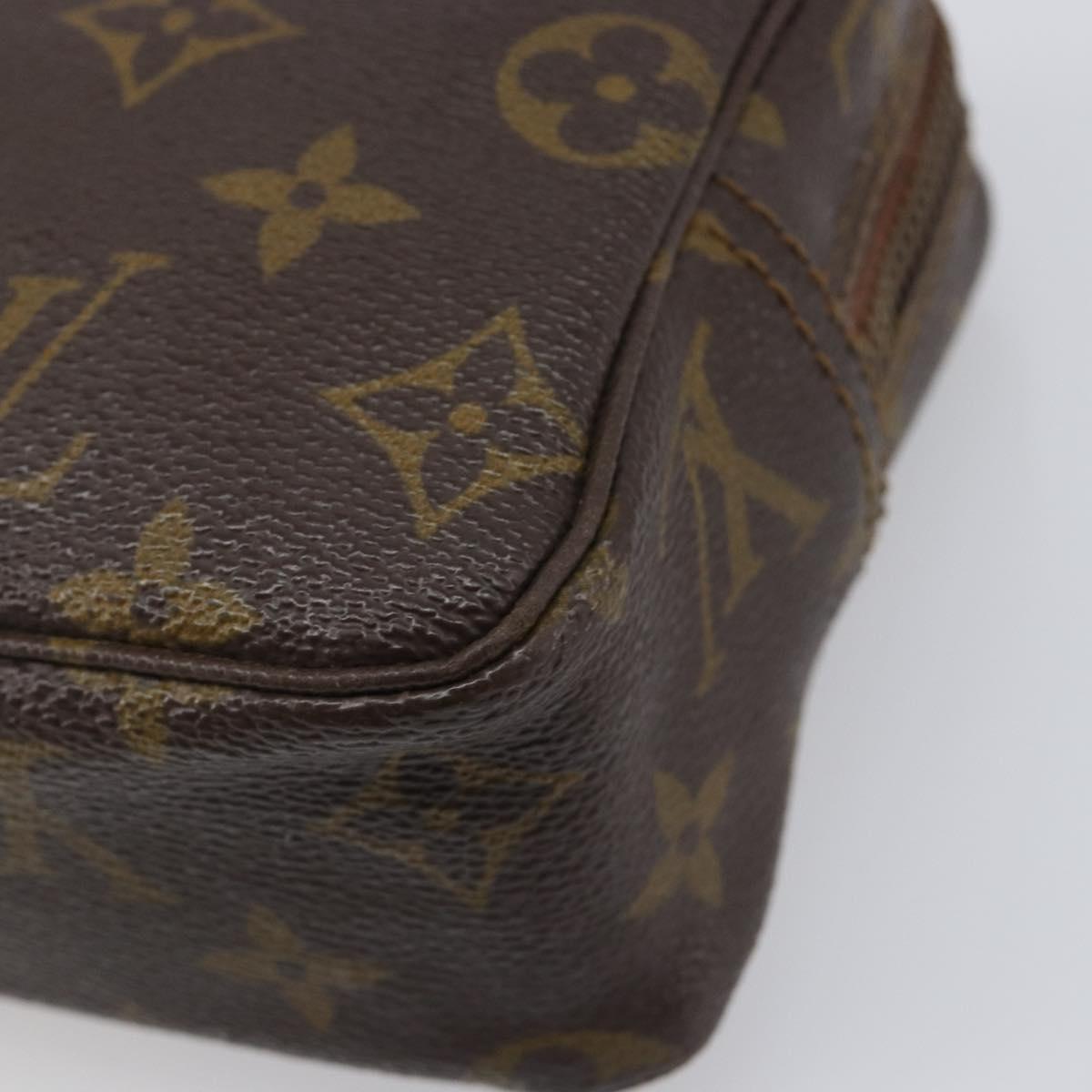 LOUIS VUITTON Monogram Trousse Toilette 18 Pouch M47526 LV Auth 206684