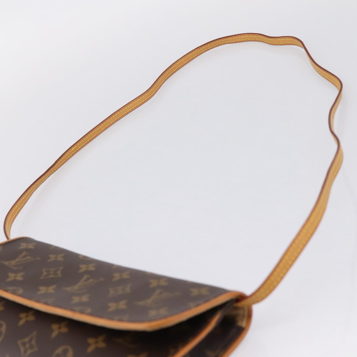 LOUIS VUITTON Monogram Pochette Twin GM Shoulder Bag M51852 LV Auth 206816V