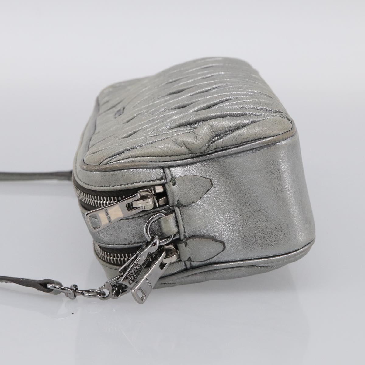 Miu Miu Matelasse Shoulder Bag Leather Silver Auth 206966A