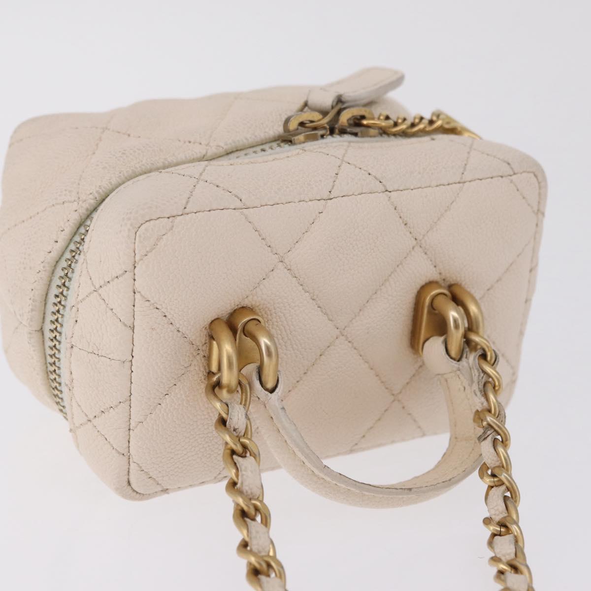 CHANEL Matelasse Vanity Chain Shoulder Pouch Caviar Skin White CC Auth 207090V