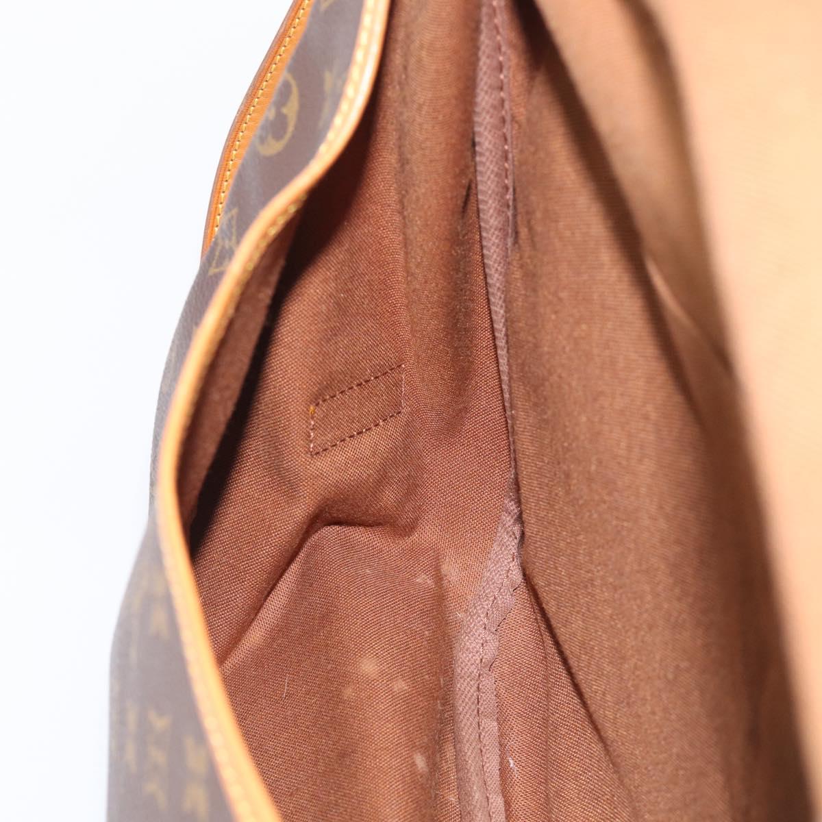 LOUIS VUITTON Monogram Saumur 35 Shoulder Bag M42254 LV Auth 207125V
