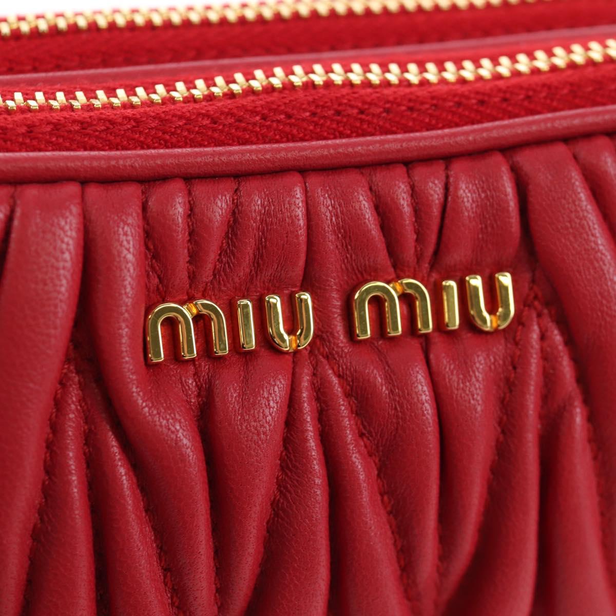 Miu Miu Matelasse Hand Pouch Leather Red Gold Auth 207215M