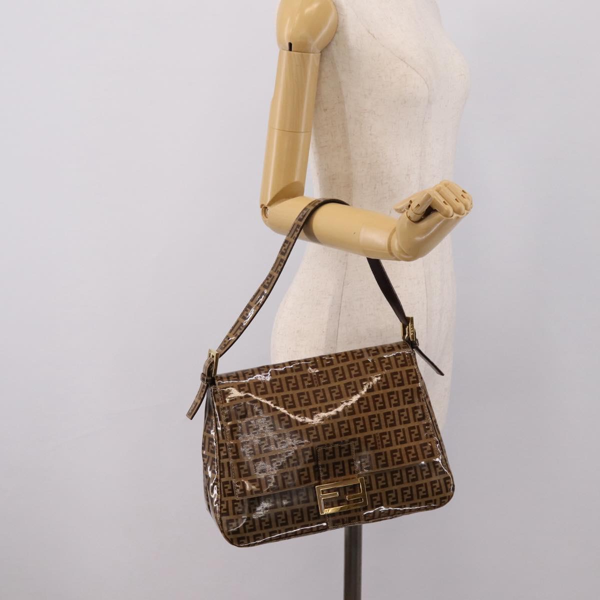 FENDI Zucchino Mamma Baguette Shoulder Bag Patent Beige Gold Tone Auth 207250V