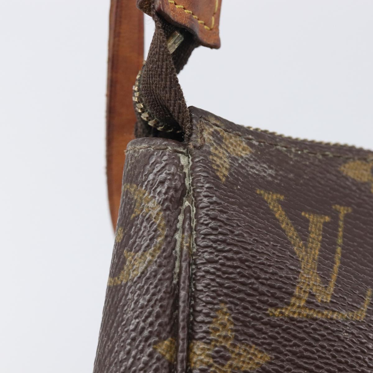 LOUIS VUITTON Monogram Pochette Accessoires Pouch M51980 LV Auth 207776A