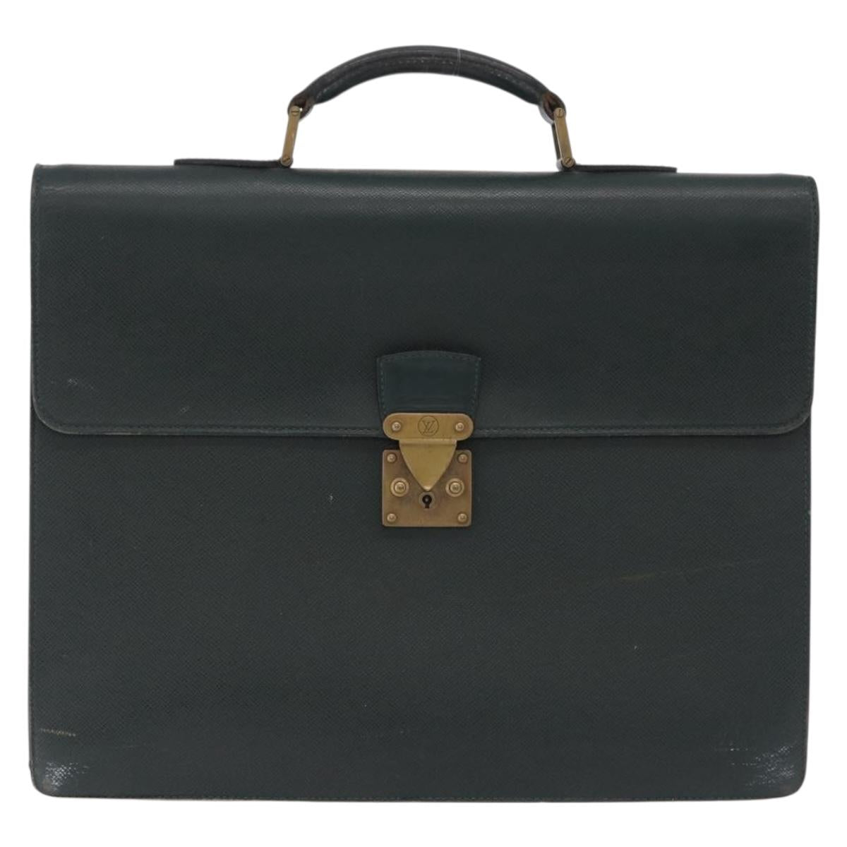 LOUIS VUITTON Taiga Serviette Moskova Business Bag Epicea M30034 LV Auth 207893