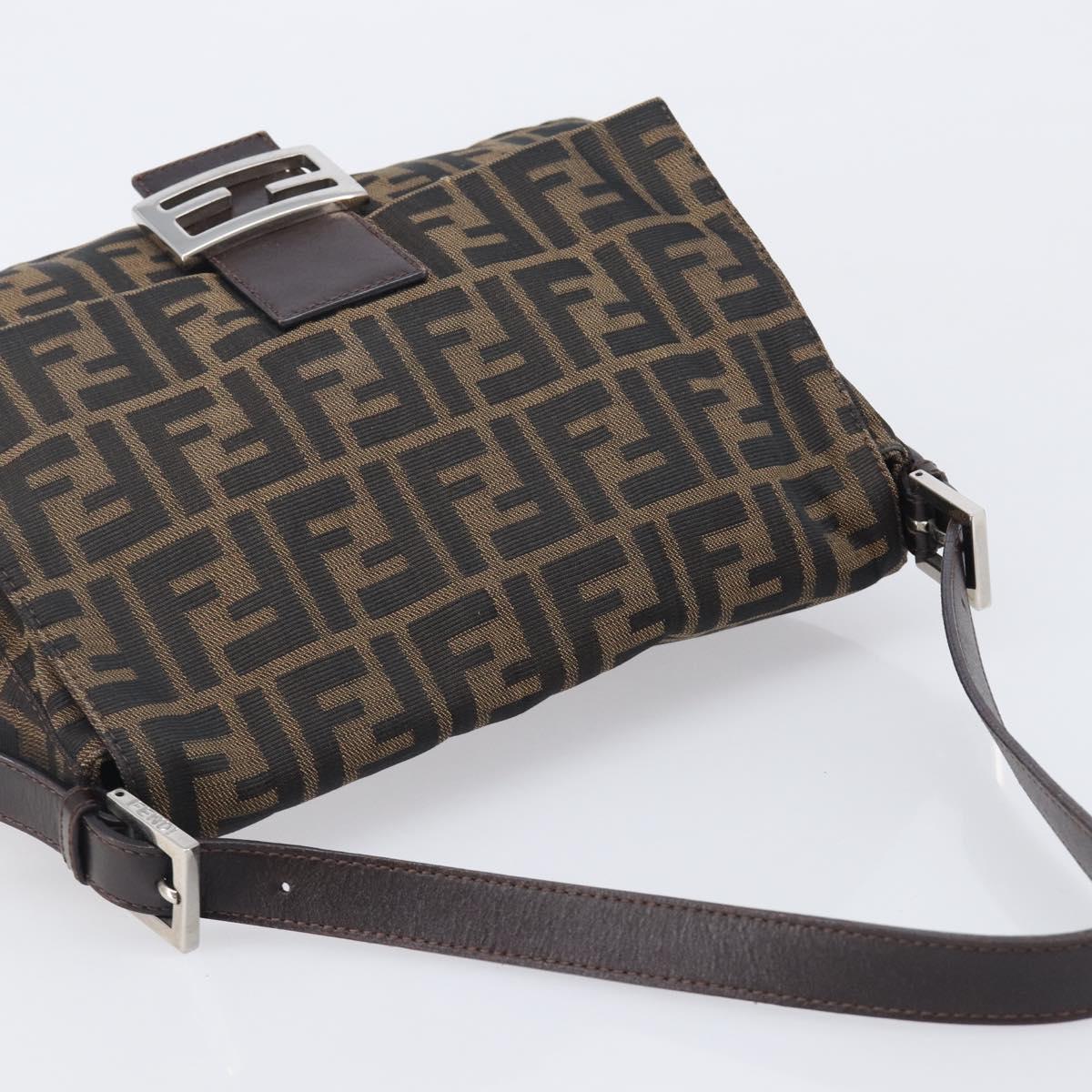 FENDI Zucca Canvas Mamma Baguette Shoulder Bag Brown Black Auth 207999A
