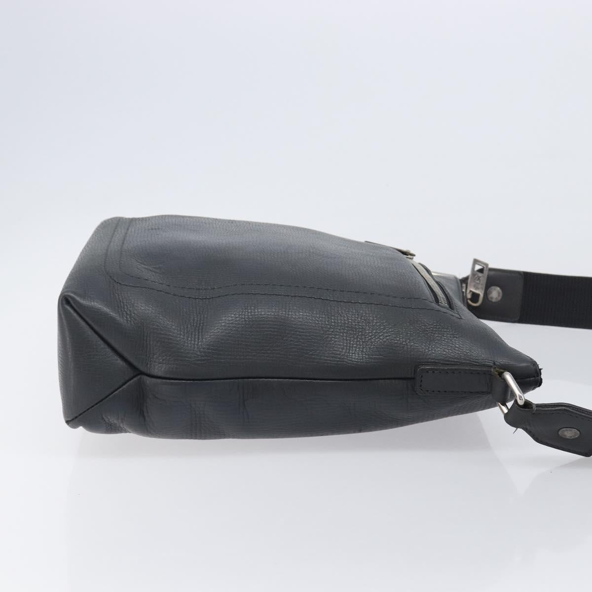 LOUIS VUITTON Utah Shawnee MM Shoulder Bag Leather Gray M94017 LV Auth 208104A