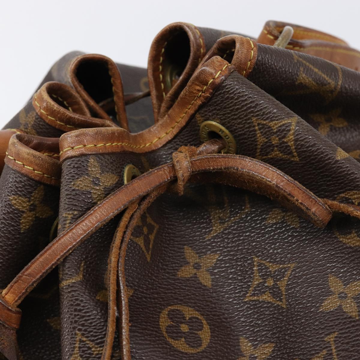 LOUIS VUITTON Monogram Petit Noe Shoulder Bag M42226 LV Auth 208370A