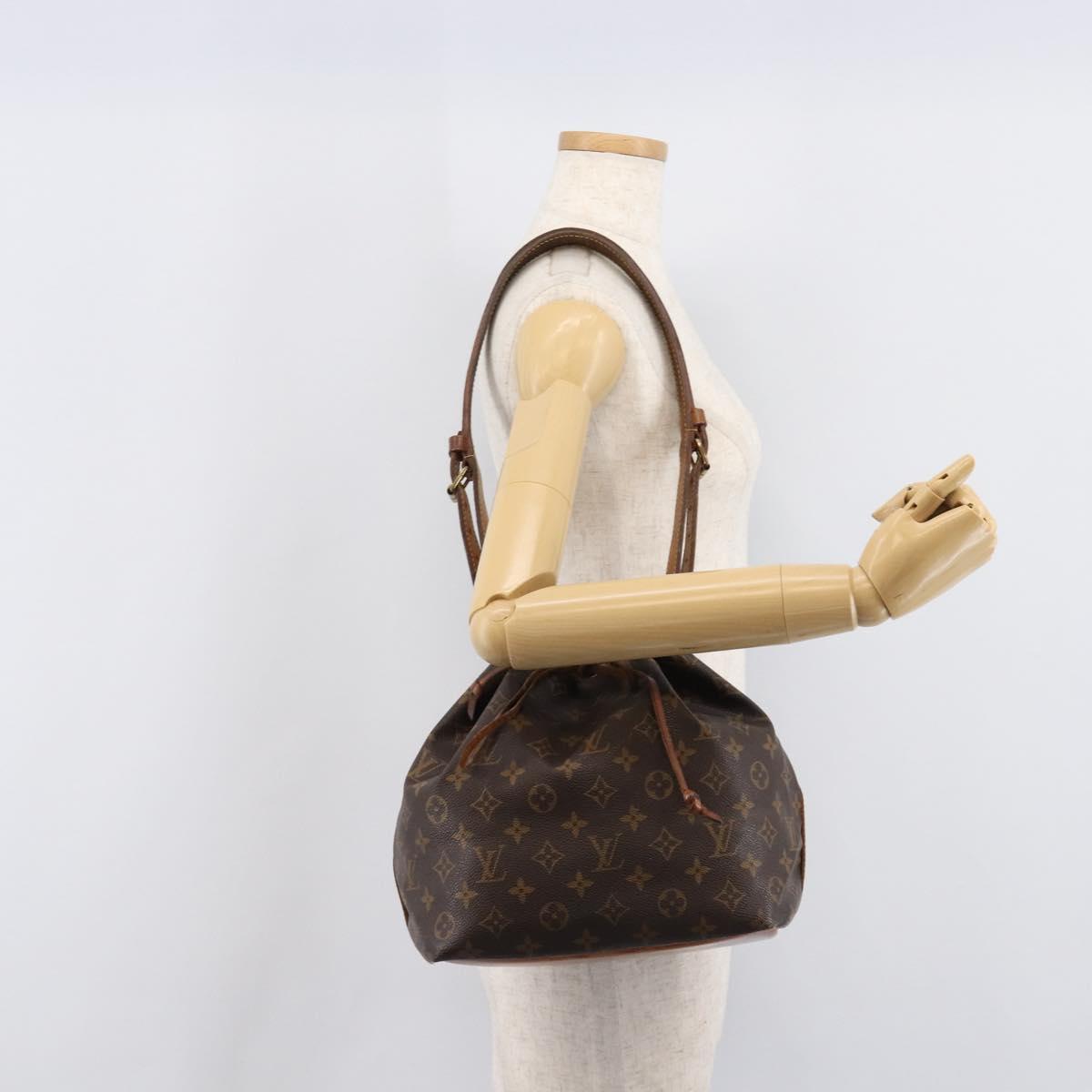 LOUIS VUITTON Monogram Petit Noe Shoulder Bag M42226 LV Auth 208370A