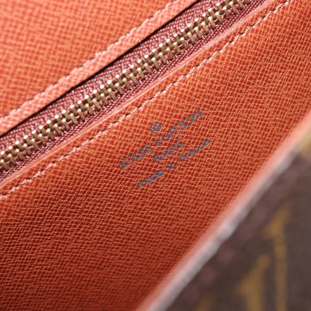 LOUIS VUITTON Monogram Saint Cloud GM Shoulder Bag M51242 LV Auth 208410V
