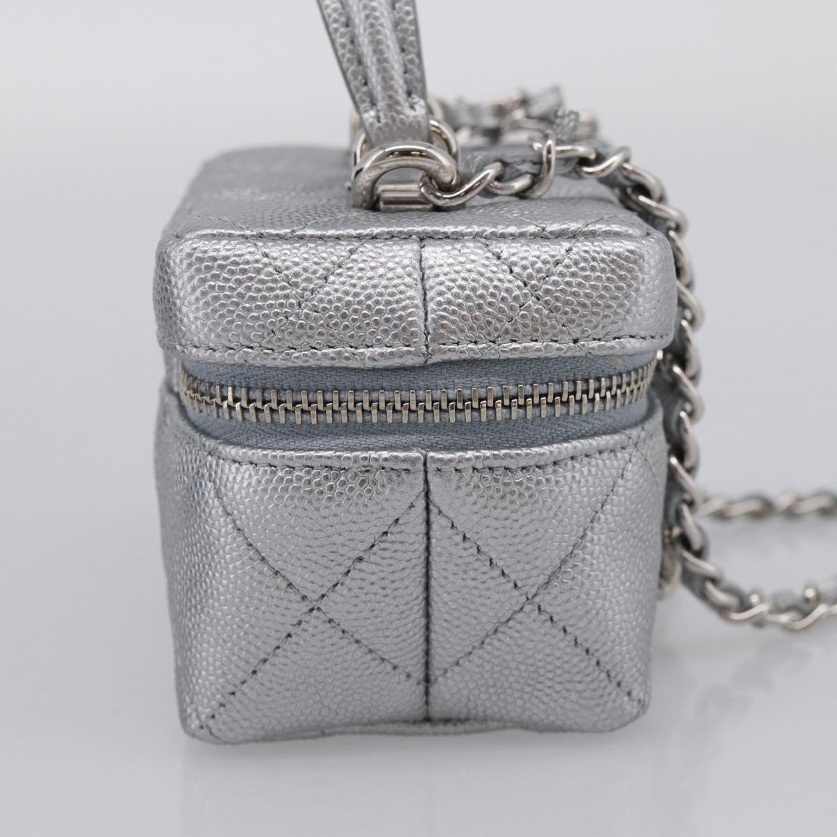 CHANEL Matelasse Chain Shoulder Vanity Pouch Caviar Skin 2way CC Auth 208451SAM