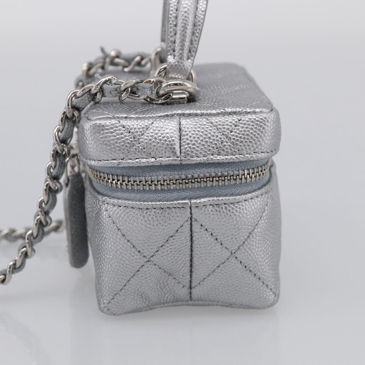 CHANEL Matelasse Chain Shoulder Vanity Pouch Caviar Skin 2way CC Auth 208451SAM