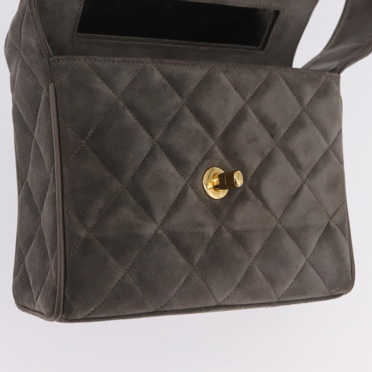 CHANEL Matelasse Shoulder Bag Suede Gray Gold Tone CC Auth 208499V