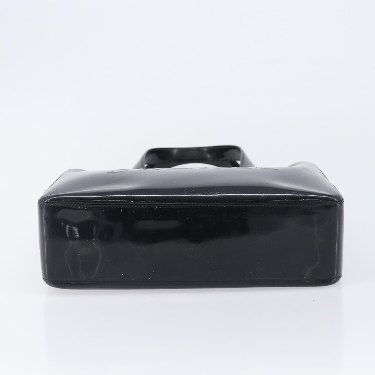 CHANEL Shoulder Bag Patent Black CC Auth 208640