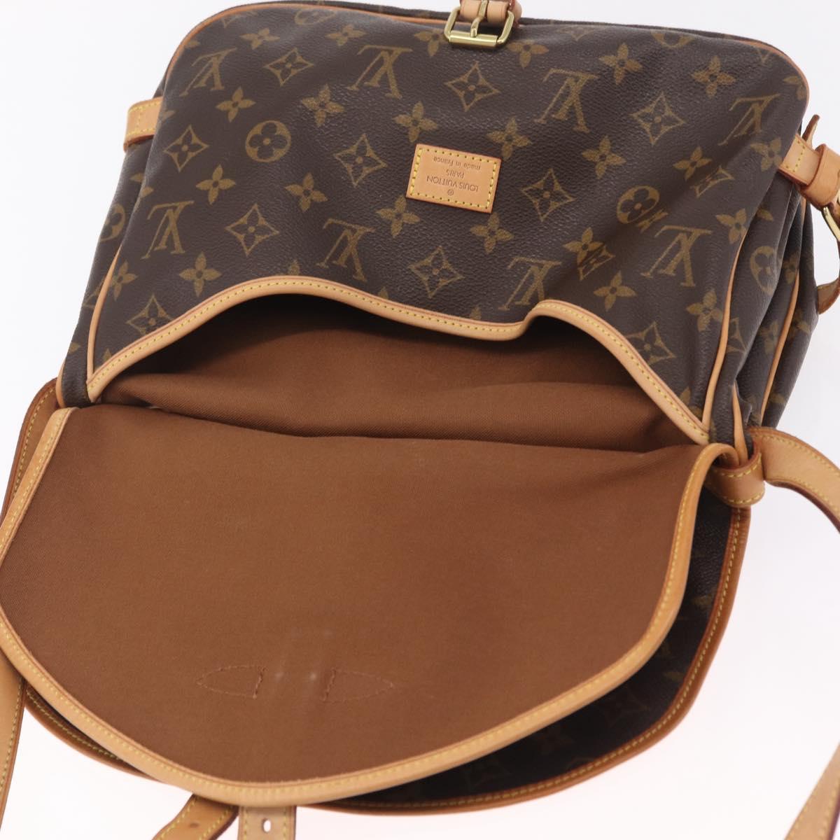 LOUIS VUITTON Monogram Saumur 30 Shoulder Bag M42256 LV Auth 209083V