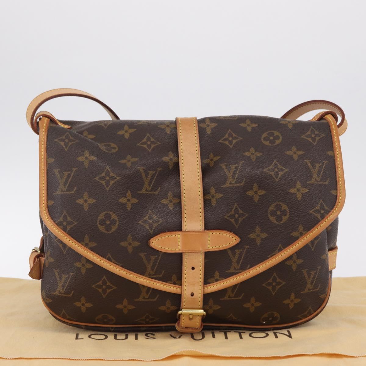 LOUIS VUITTON Monogram Saumur 30 Shoulder Bag M42256 LV Auth 209083V