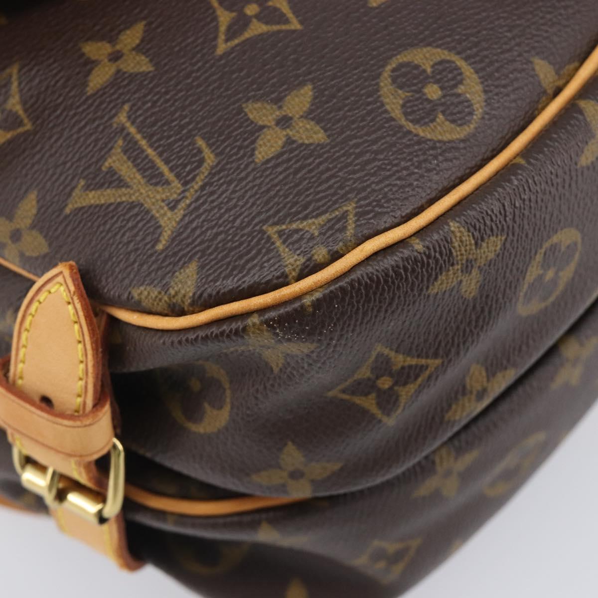 LOUIS VUITTON Monogram Saumur 30 Shoulder Bag M42256 LV Auth 209097V