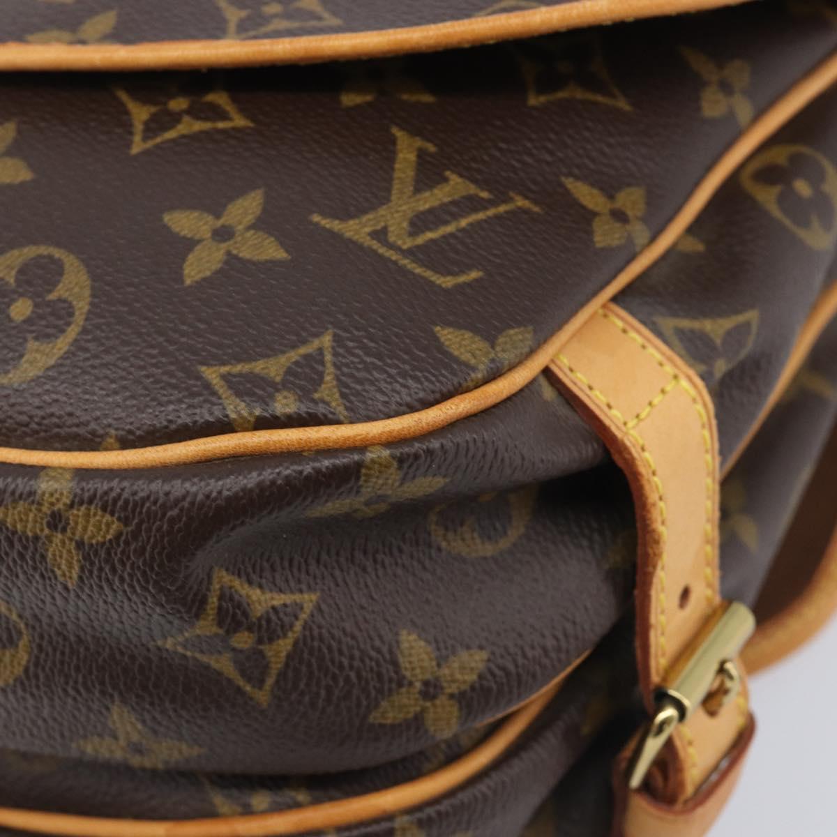 LOUIS VUITTON Monogram Saumur 30 Shoulder Bag M42256 LV Auth 209097V