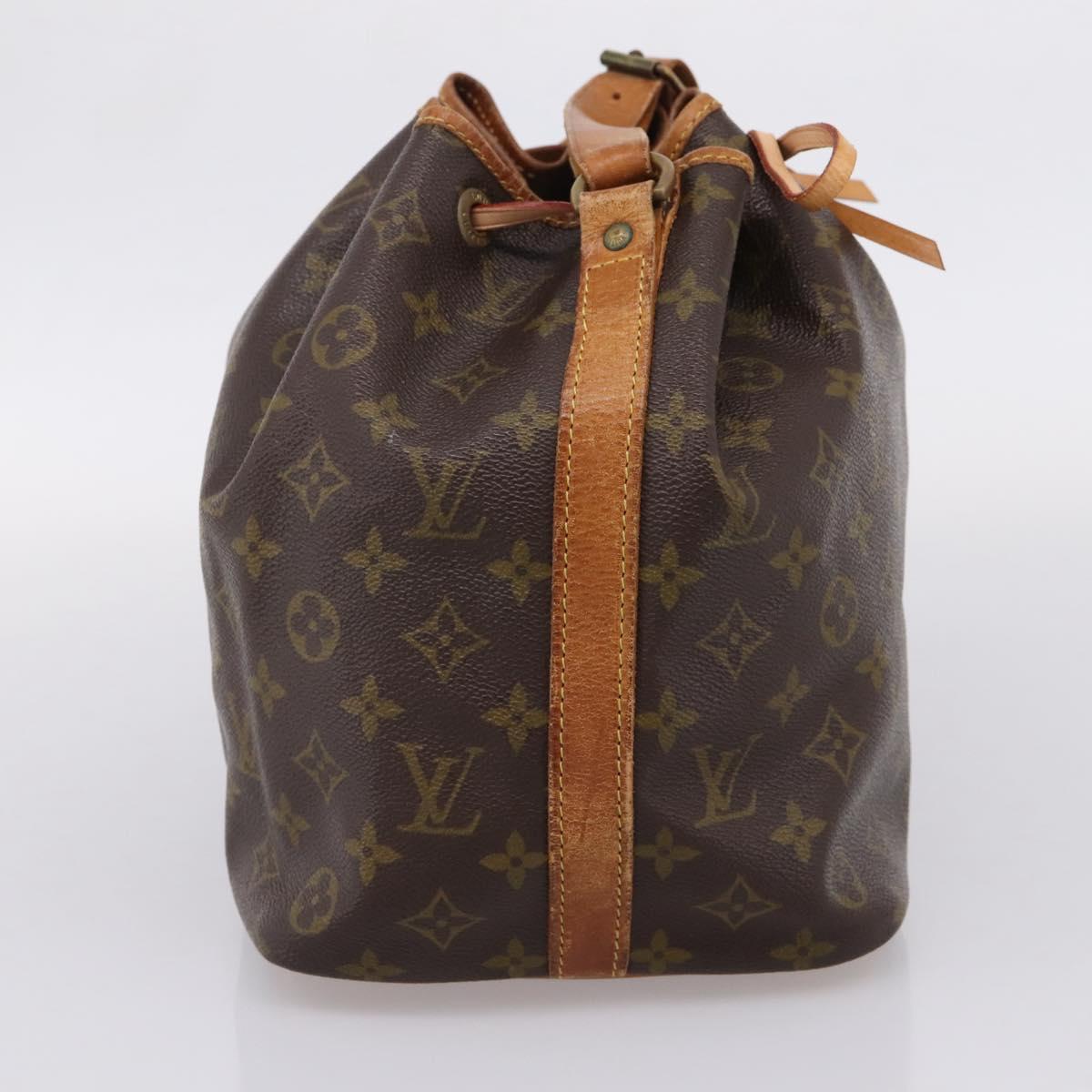 LOUIS VUITTON Monogram Petit Noe Shoulder Bag M42226 LV Auth 209109