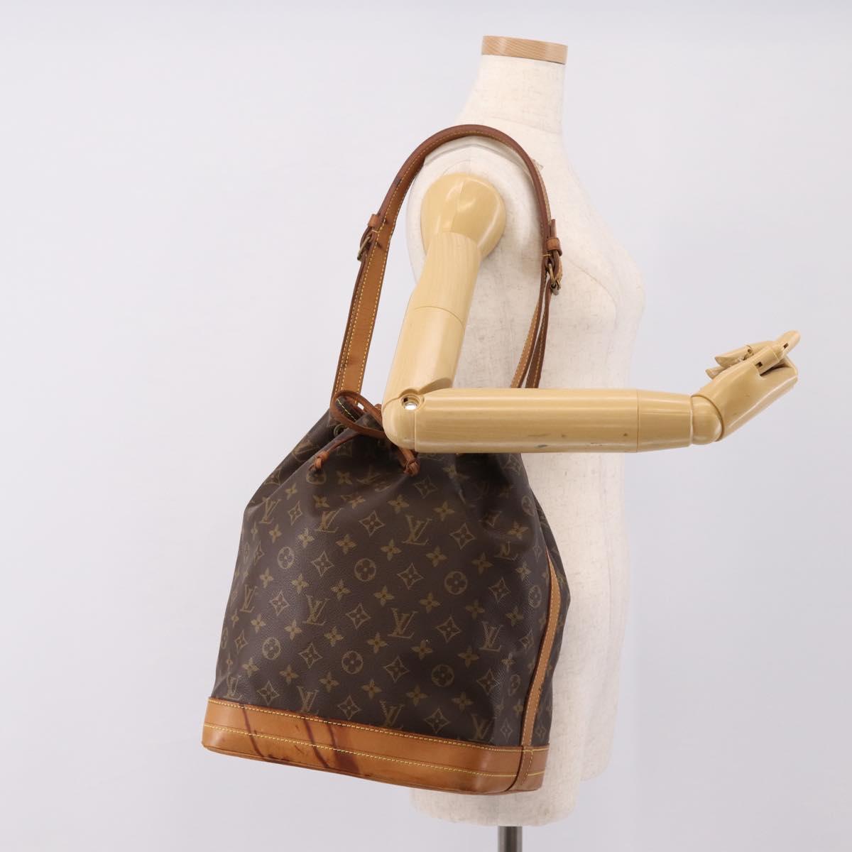 LOUIS VUITTON Monogram Noe Shoulder Bag M42224 LV Auth 209131