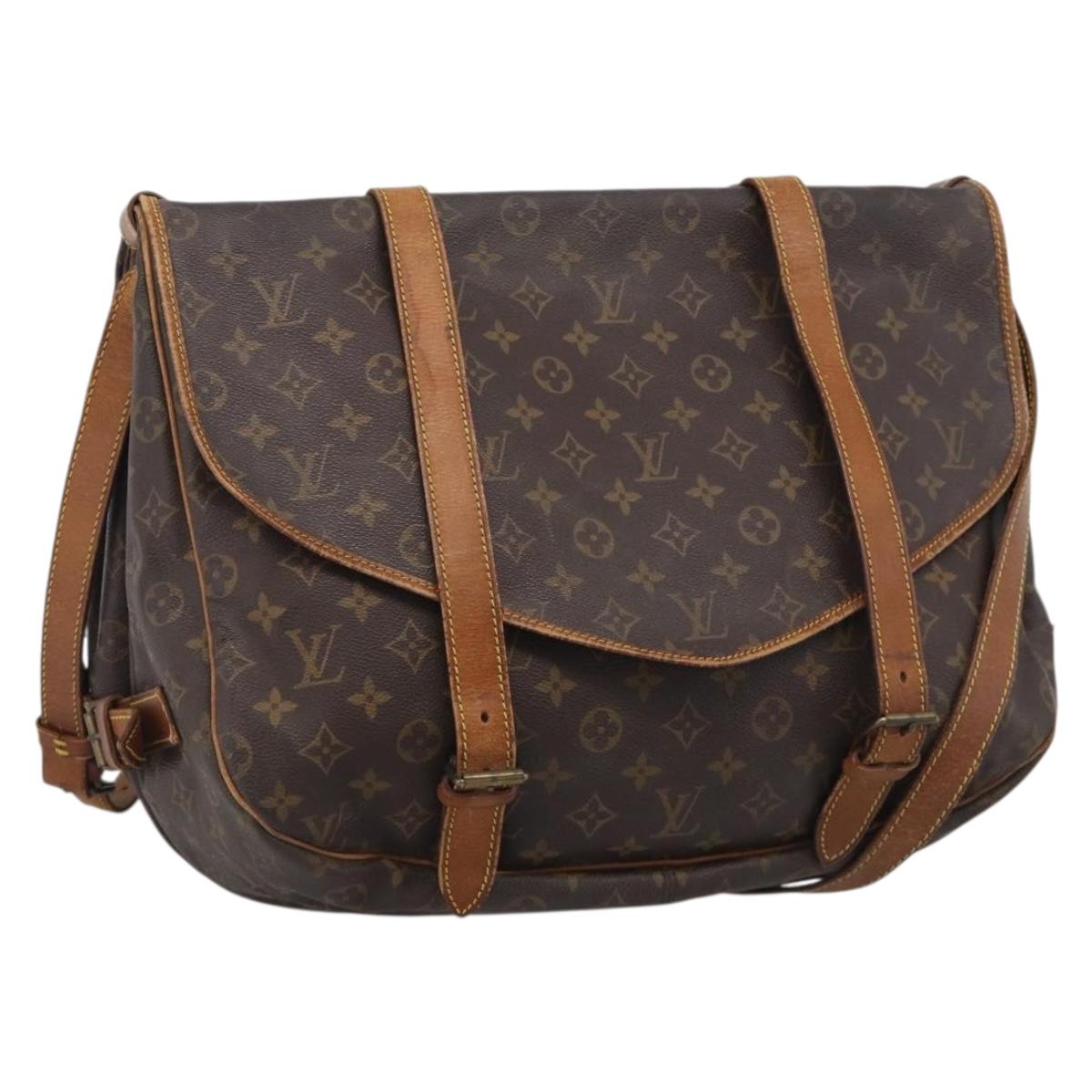 LOUIS VUITTON Monogram Saumur 43 Shoulder Bag M42252 LV Auth 209144