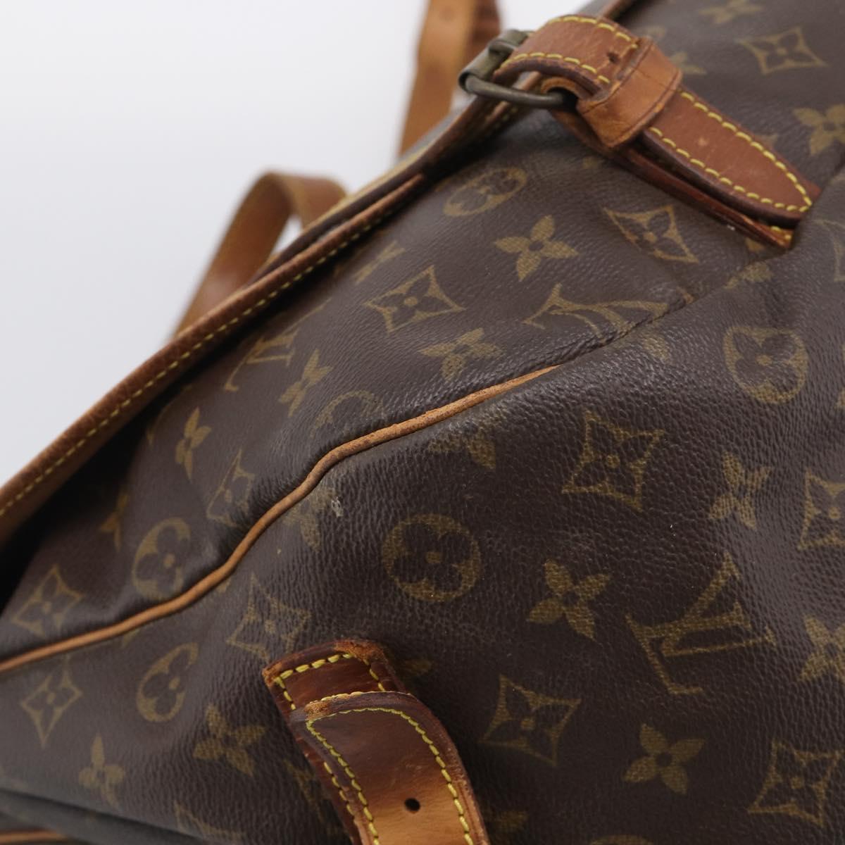 LOUIS VUITTON Monogram Saumur 43 Shoulder Bag M42252 LV Auth 209144