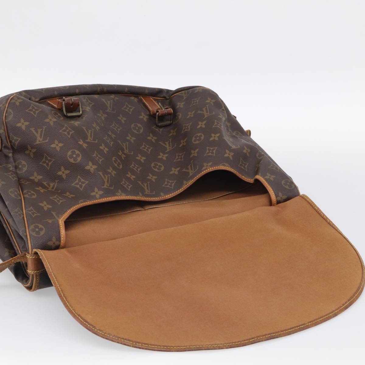 LOUIS VUITTON Monogram Saumur 43 Shoulder Bag M42252 LV Auth 209144