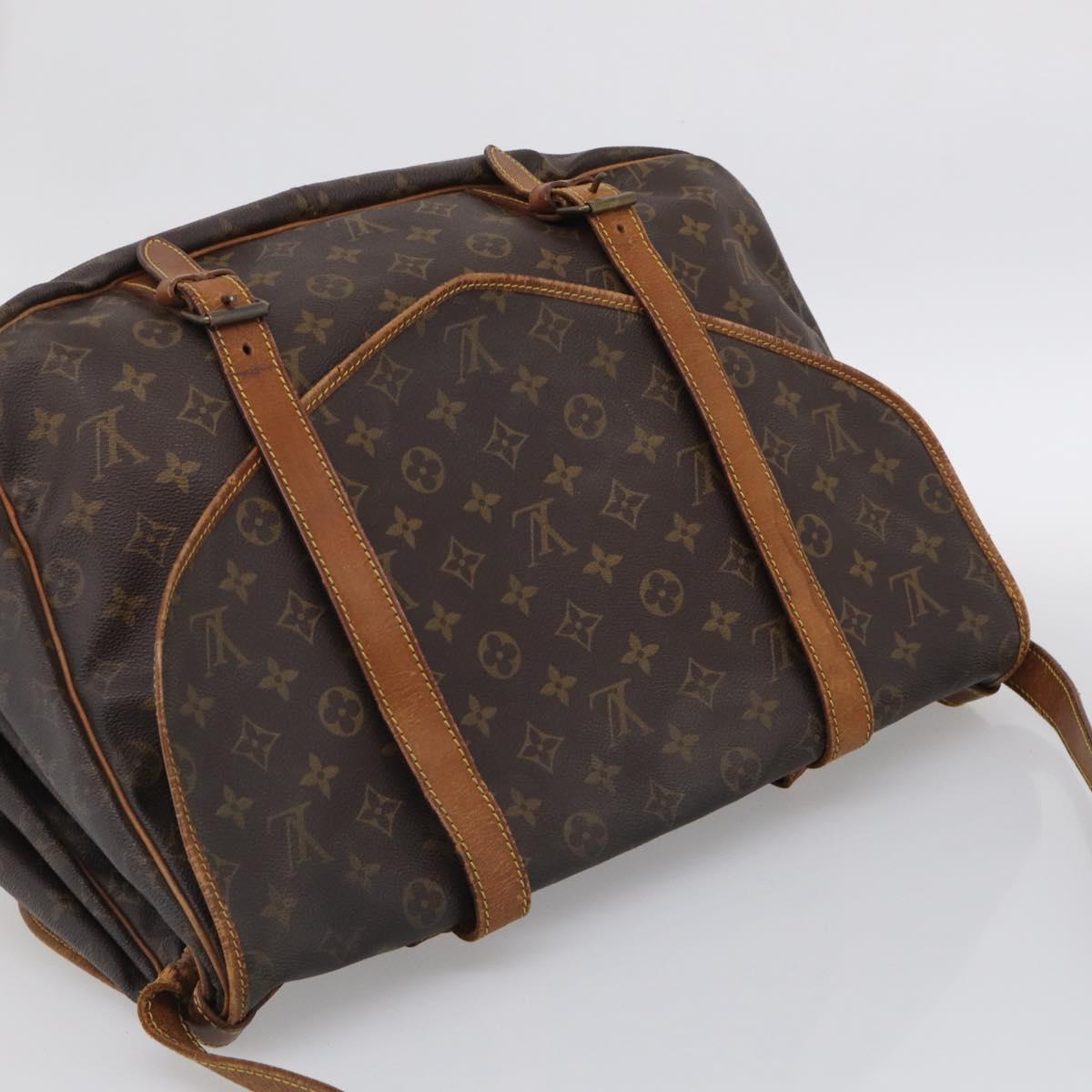 LOUIS VUITTON Monogram Saumur 43 Shoulder Bag M42252 LV Auth 209144