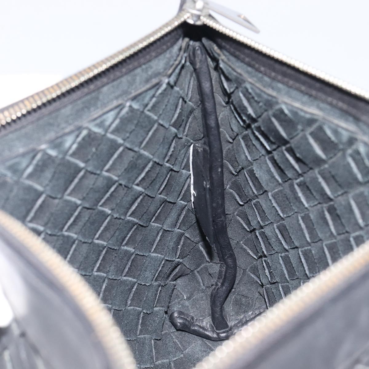 Bottega Veneta INTRECCIATO Clutch Bag Leather Black Silver Auth 209228