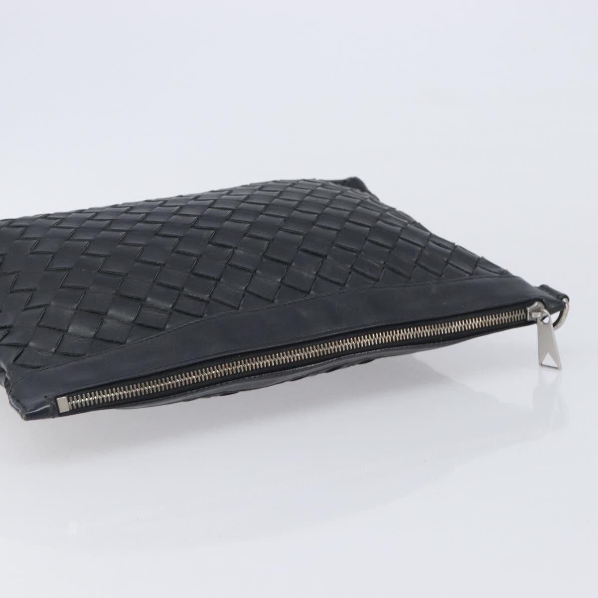 Bottega Veneta INTRECCIATO Clutch Bag Leather Black Silver Auth 209228