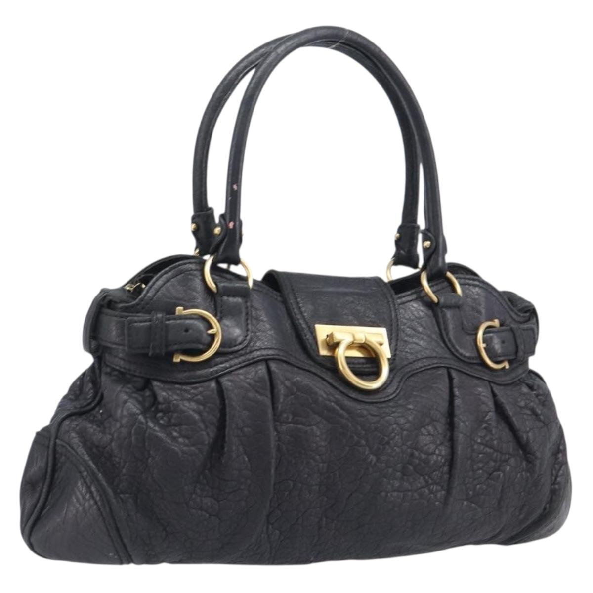 Salvatore Ferragamo Gancini Shoulder Bag Leather Black Gold Auth 209327A
