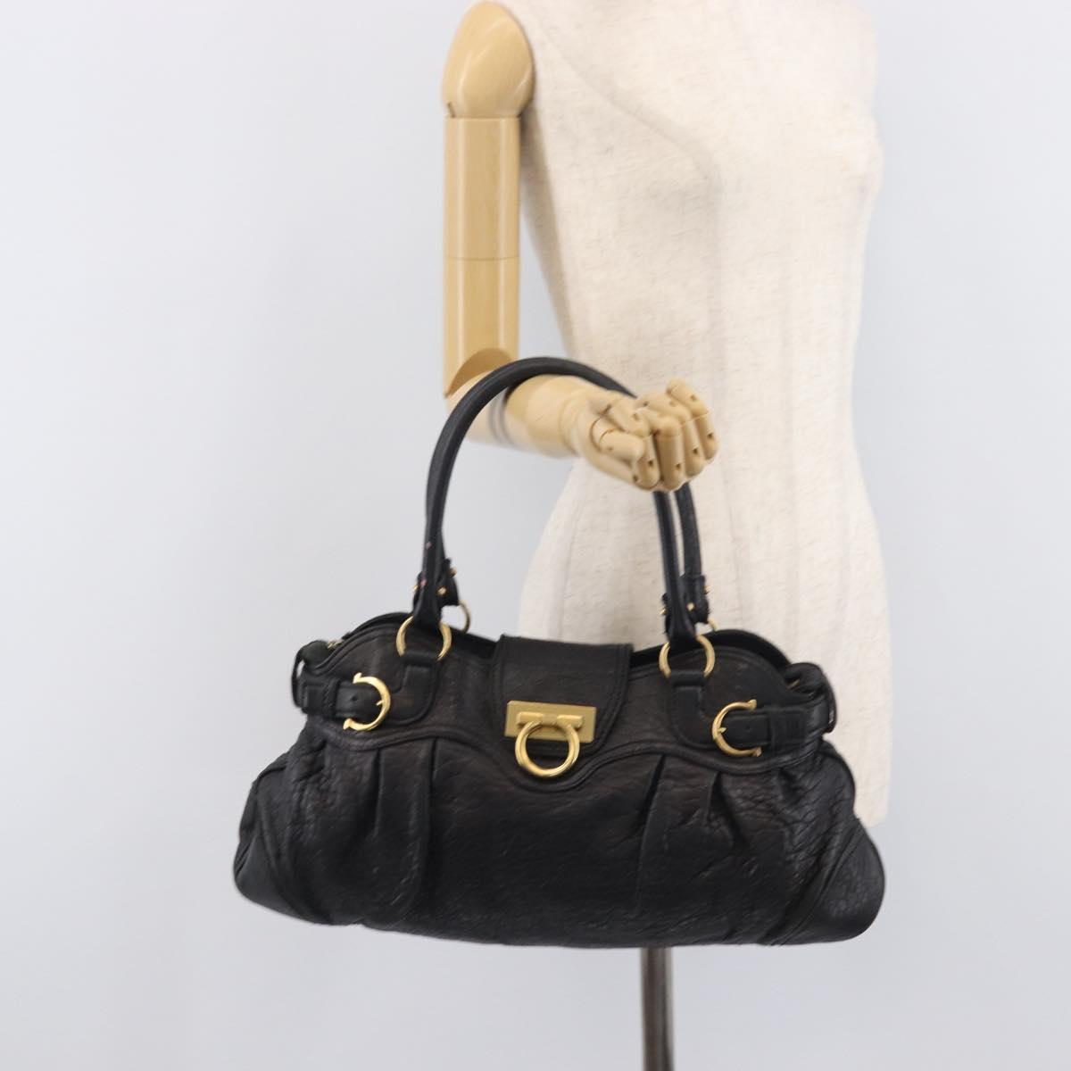 Salvatore Ferragamo Gancini Shoulder Bag Leather Black Gold Auth 209327A