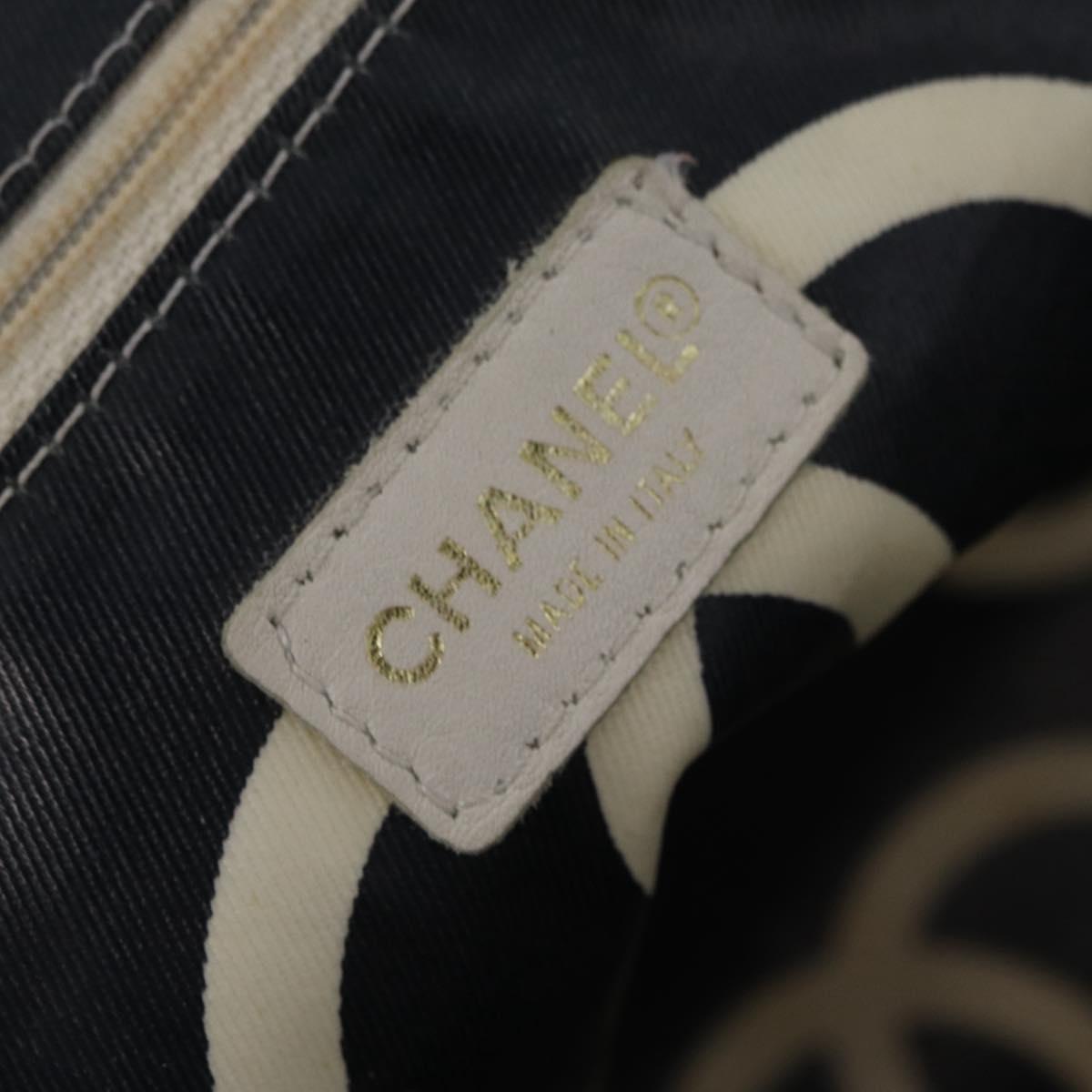 CHANEL Chain Tote Bag Canvas White Gold CC Auth 209331