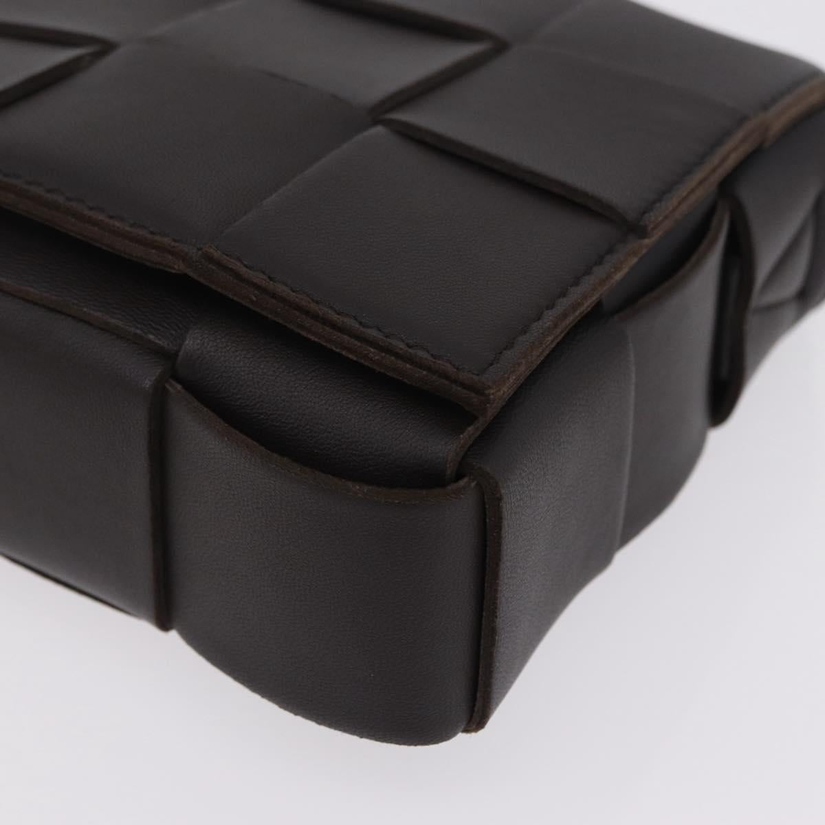 Bottega Veneta MAXI INTRECCIATO Padded Cassette Bag Leather Brown Auth 209495V