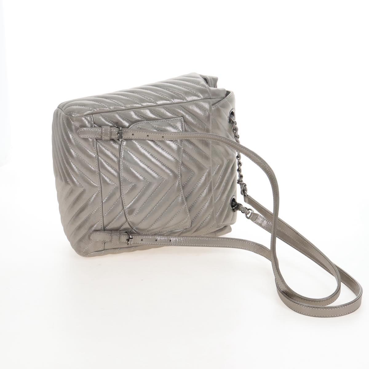 CHANEL V Stitch Backpack Leather Silver CC Auth 209577V