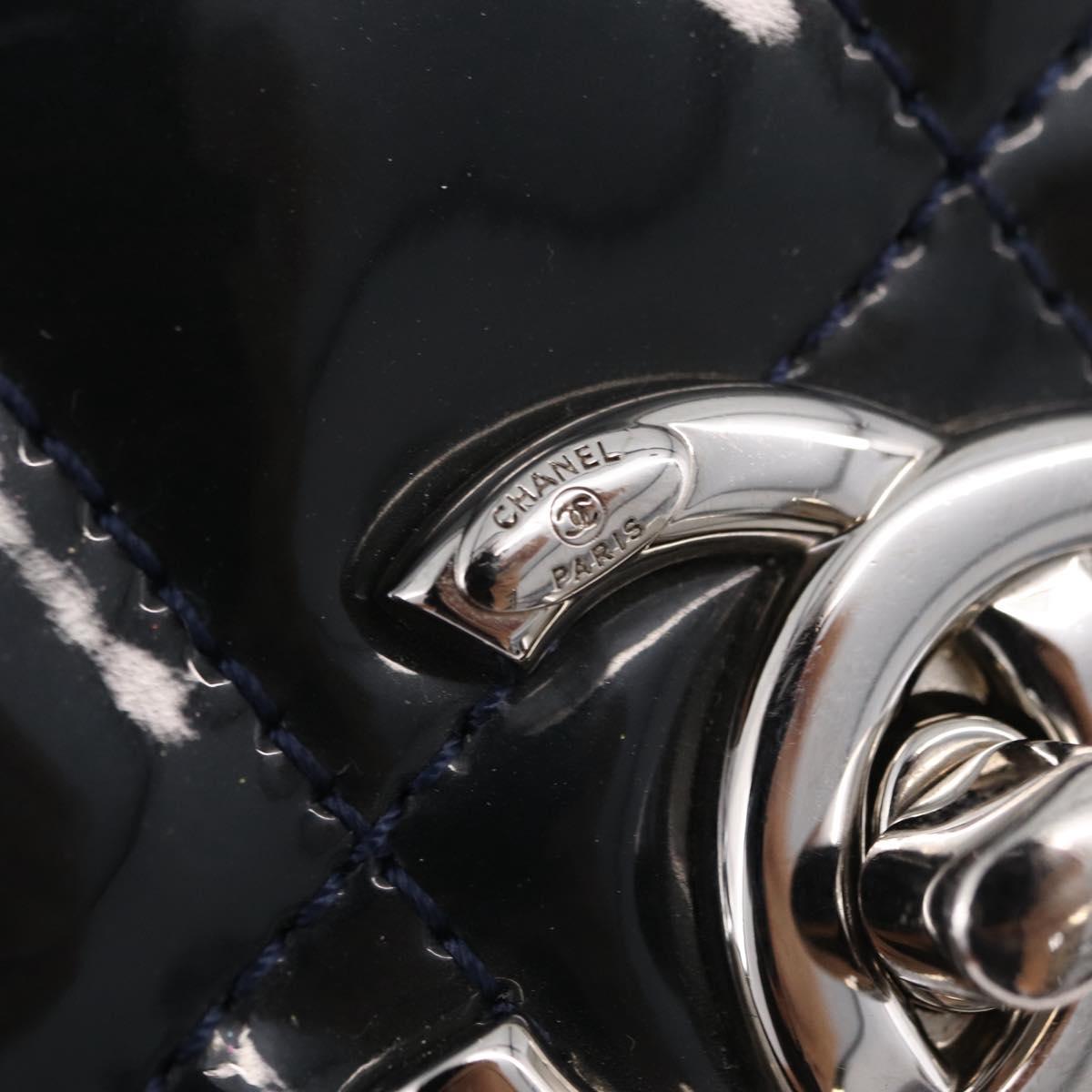 CHANEL Matelasse Chain Shoulder Bag Patent Navy Silver CC Auth 209580A