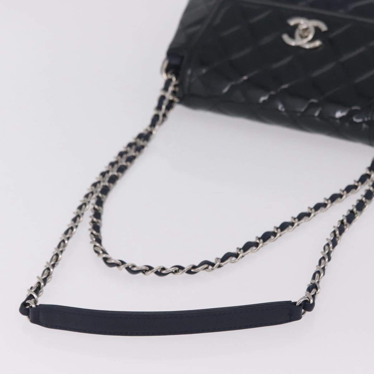 CHANEL Matelasse Chain Shoulder Bag Patent Navy Silver CC Auth 209580A