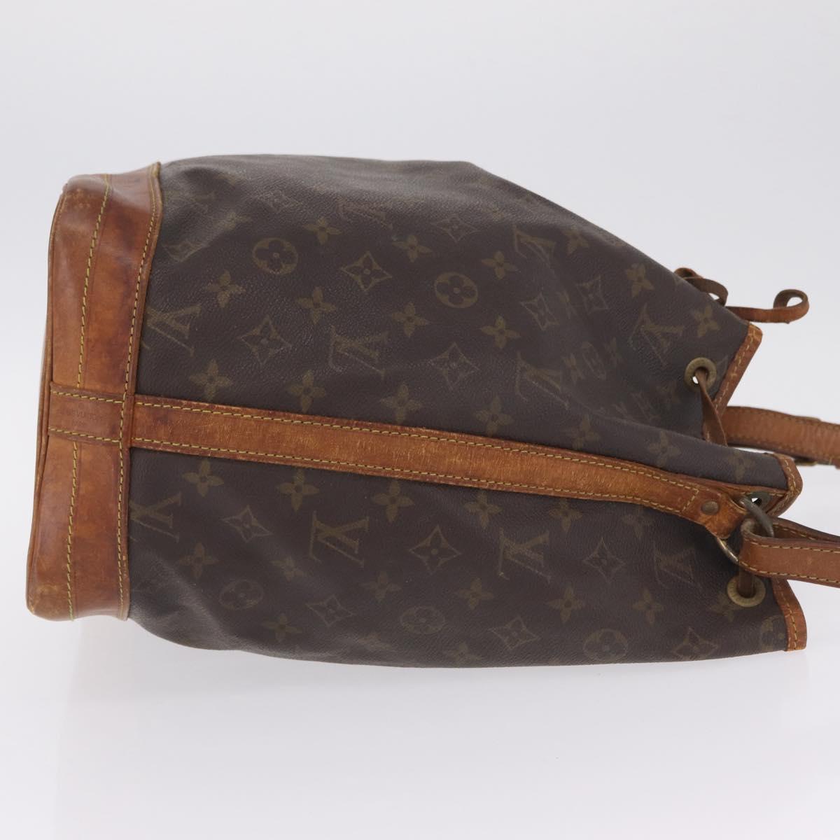 LOUIS VUITTON Monogram Noe Shoulder Bag M42224 LV Auth 209690