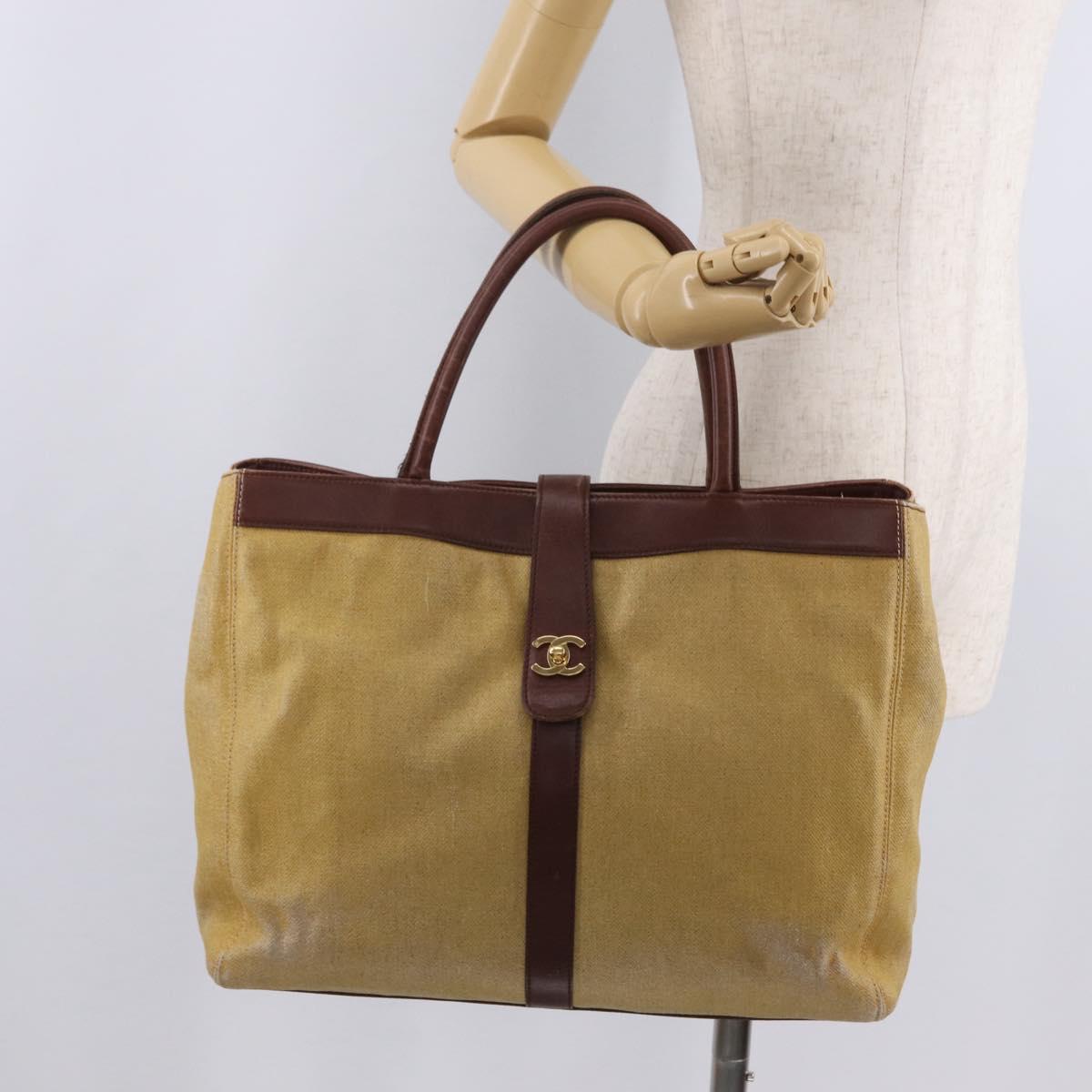 CHANEL Tote Bag Canvas Beige Gold Tone CC Auth 209717