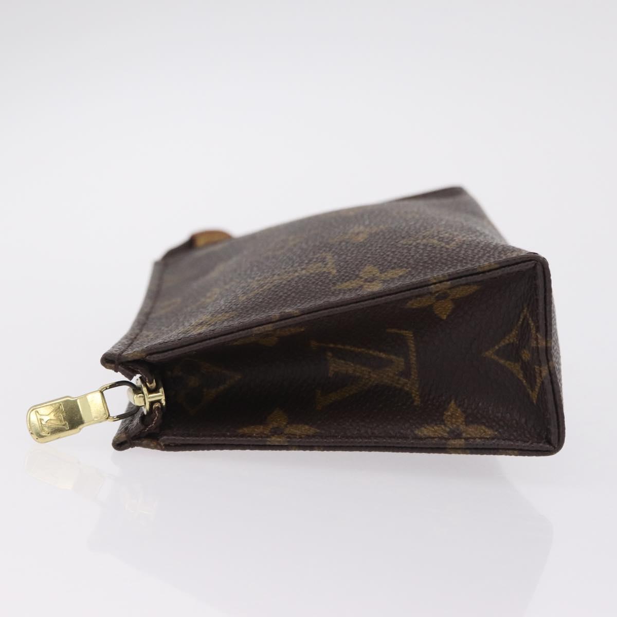 LOUIS VUITTON Monogram Poche Toilette 15 Pouch M47546 LV Auth 209772A