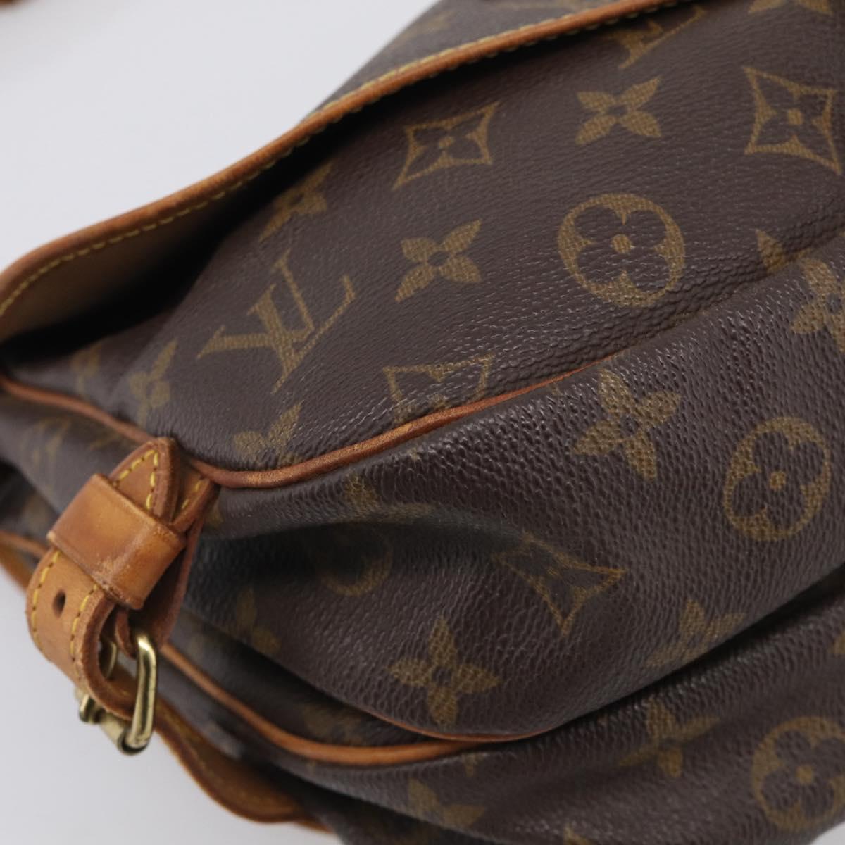 LOUIS VUITTON Monogram Saumur 30 Shoulder Bag M42256 LV Auth 209914