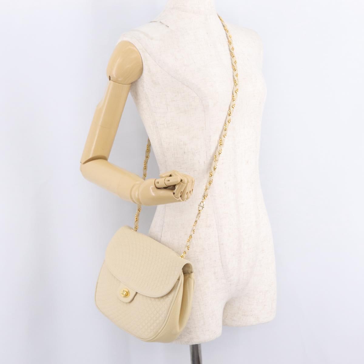 Bally Chain Shoulder Bag Leather Ivory Gold Auth 210062A