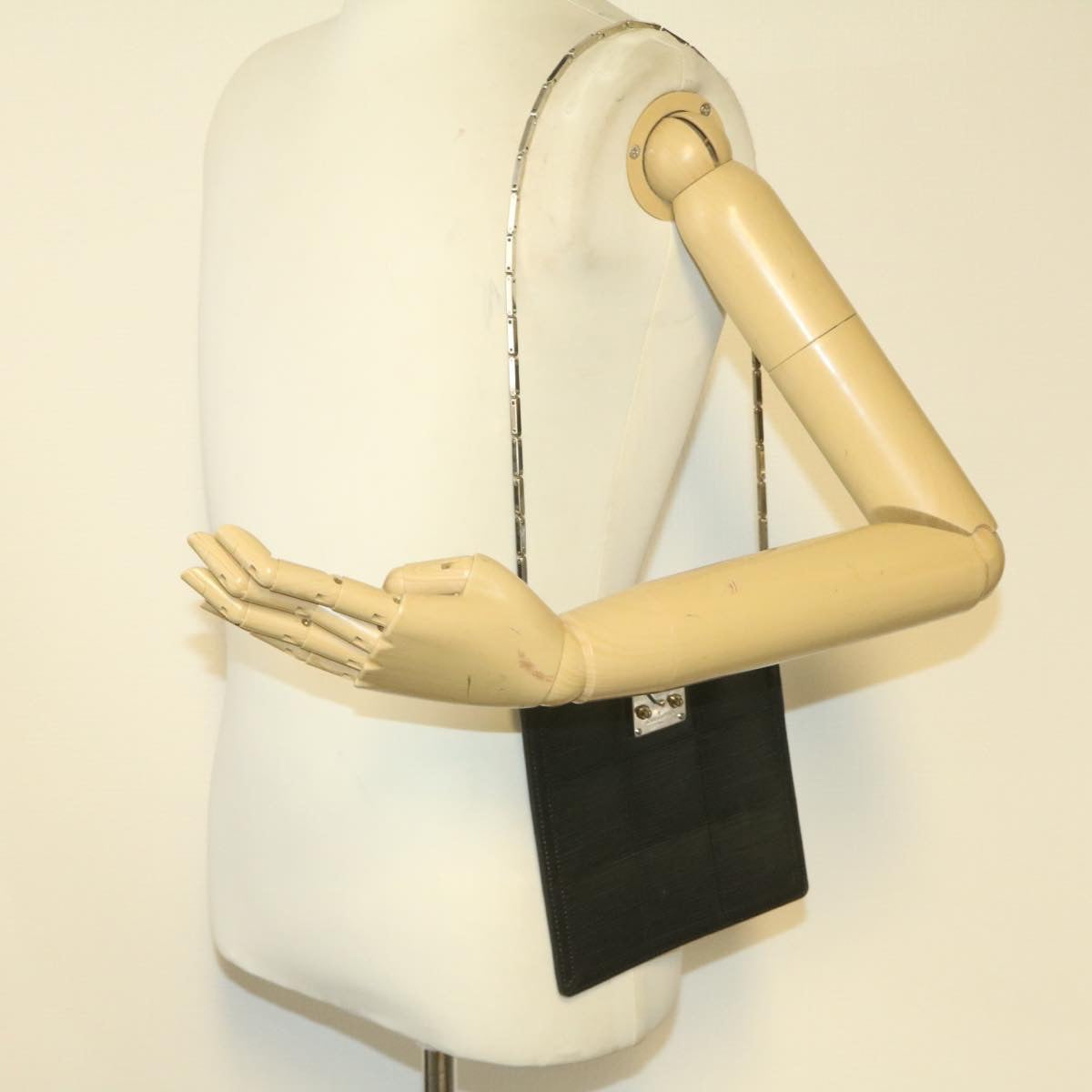 LOUIS VUITTON Epi Stretch Mojito Shoulder Bag Pouch Black M54612 LV Auth 21016V
